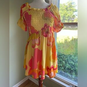 Sabo baby doll short sleeve dress 10  Pop Art meets Polynesian! Loads of ruffles